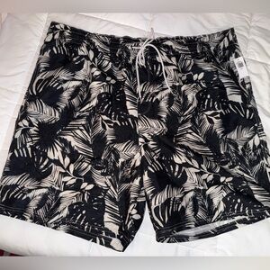 Old Navy XXXL Black and White Tropical Print Men's Swim Shorts Trunks